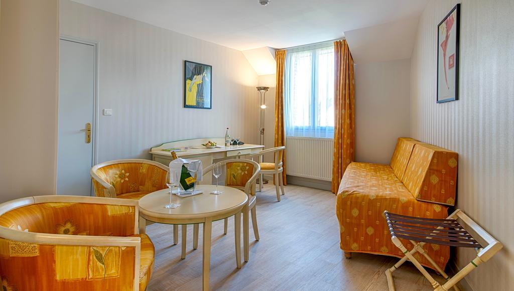 Auberge Du Lac, Sure Hotel Collection By Best Western Меній-Сен-Пер Екстер'єр фото